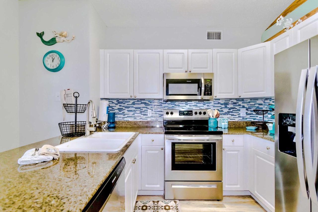 Beachfront Gulf Shores Condo With Pool Exterior photo