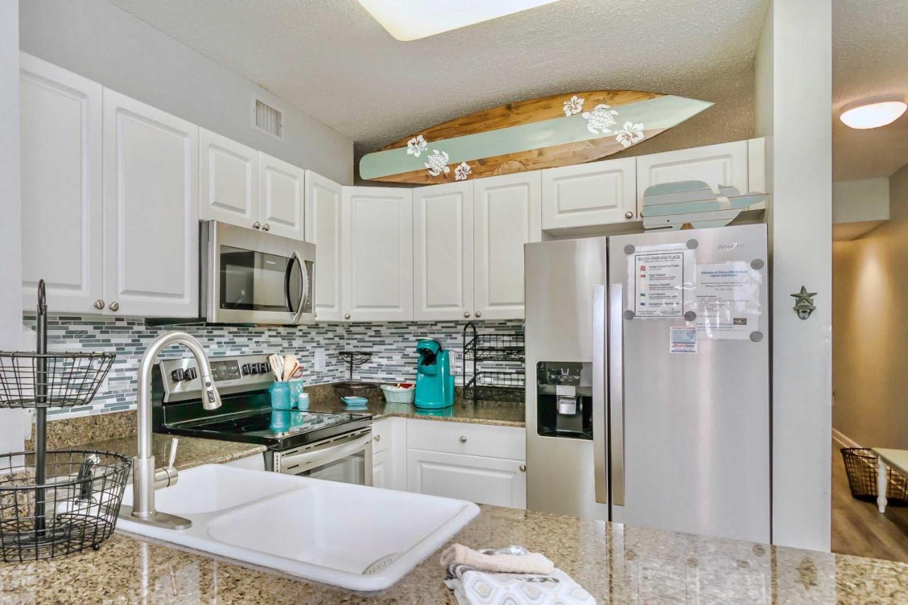 Beachfront Gulf Shores Condo With Pool Exterior photo